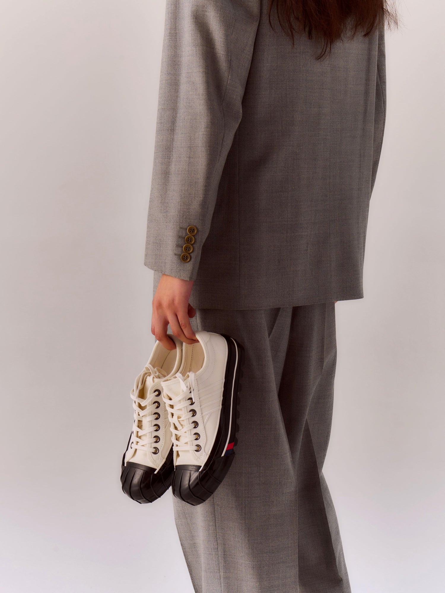 Intrepid in canvas bianco titanio