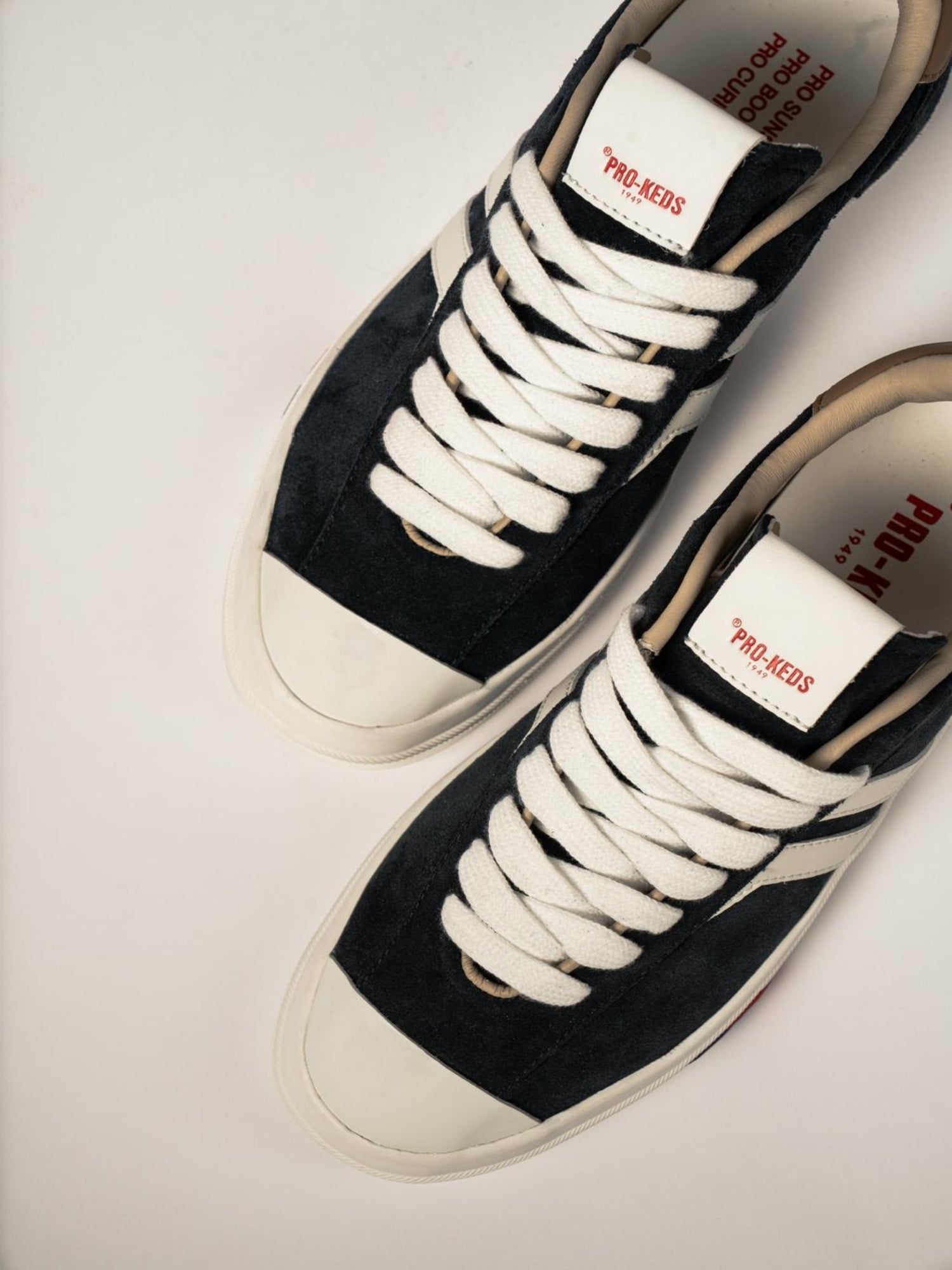 Court Ace in suede blu indaco