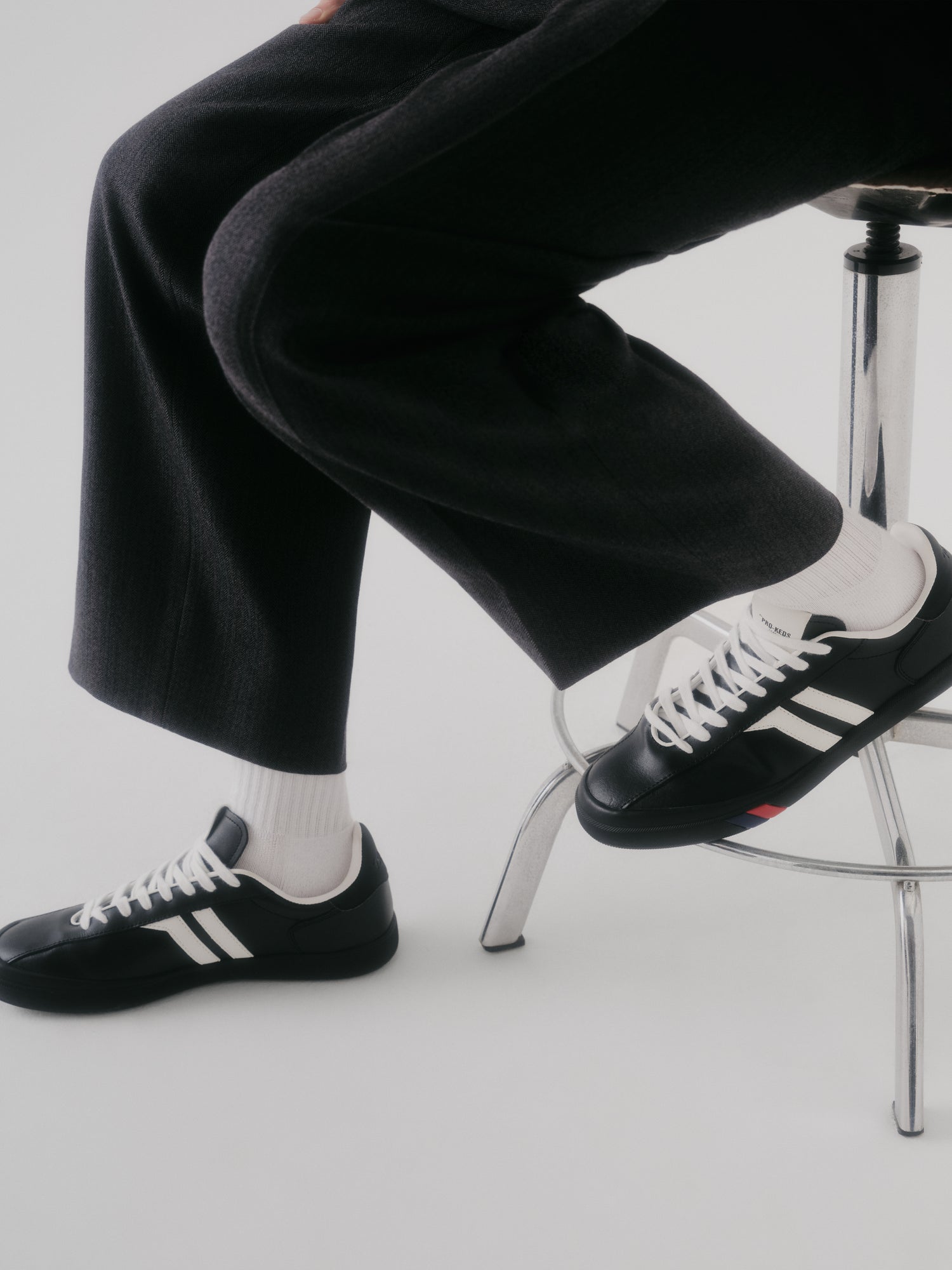 Court Ace in Pelle Nera e Bianca