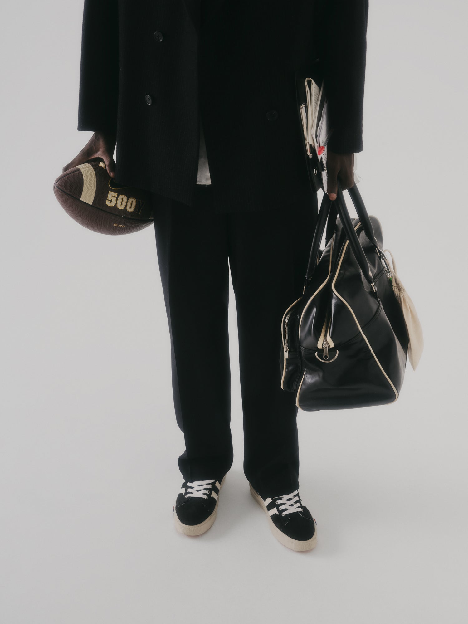 II Orbit in suede nero e avorio