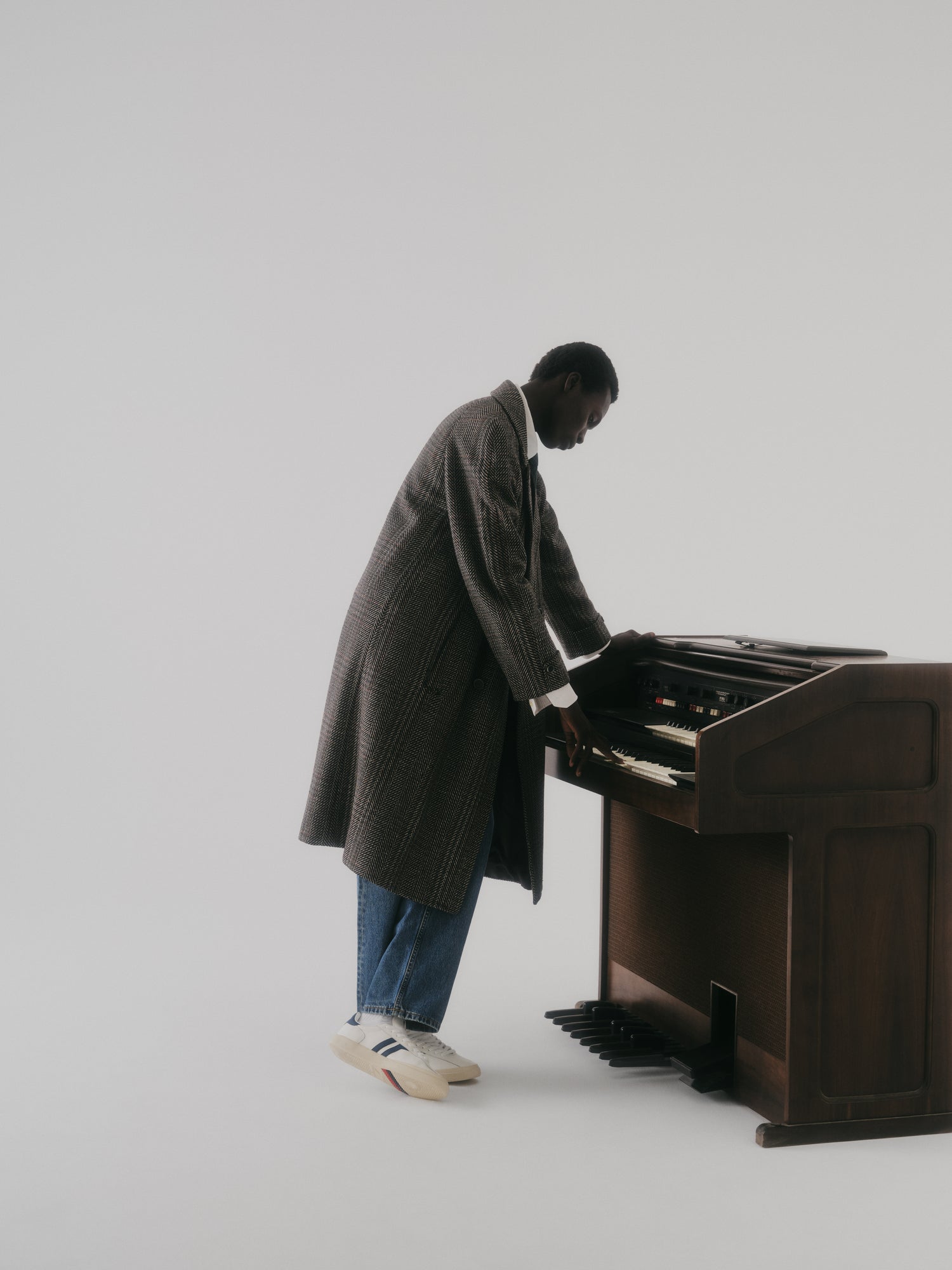 Court Ace in Pelle Bianca e Blu notte