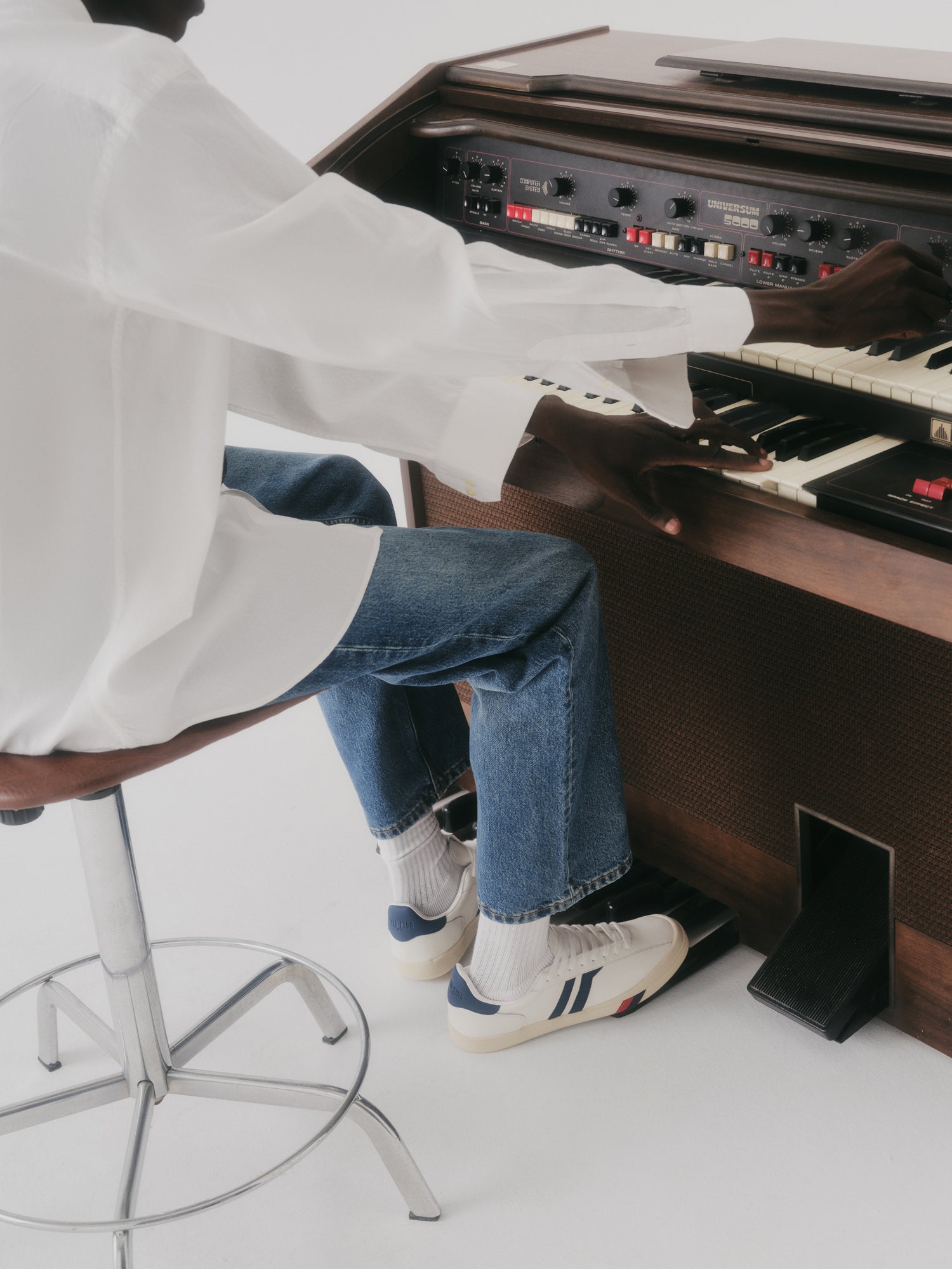 Court Ace in Pelle Bianca e Blu notte