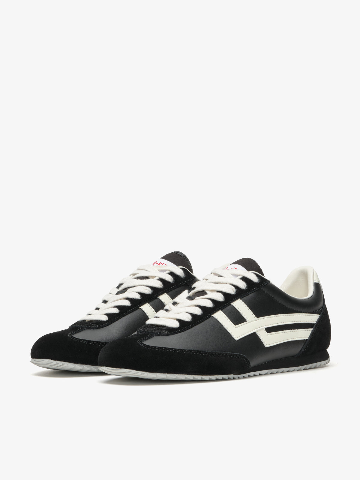 Pro-Keds Racer 77, paio di sneaker in pelle nero e avorio, vista frontale e laterale