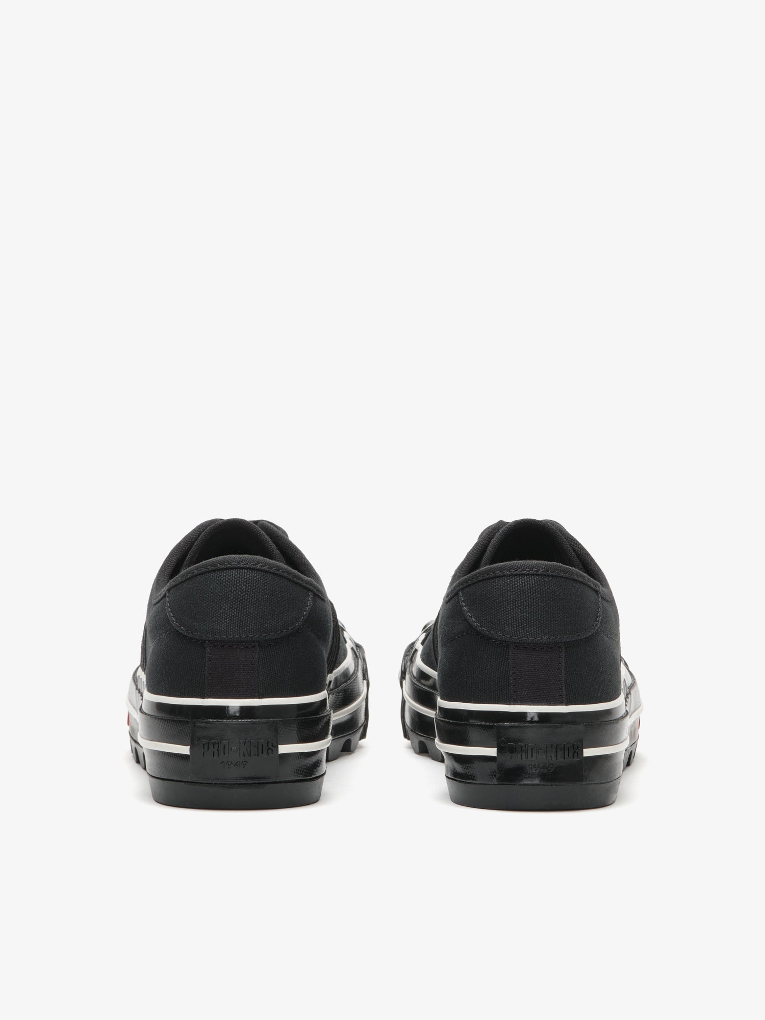 Intrepid in canvas onice nero