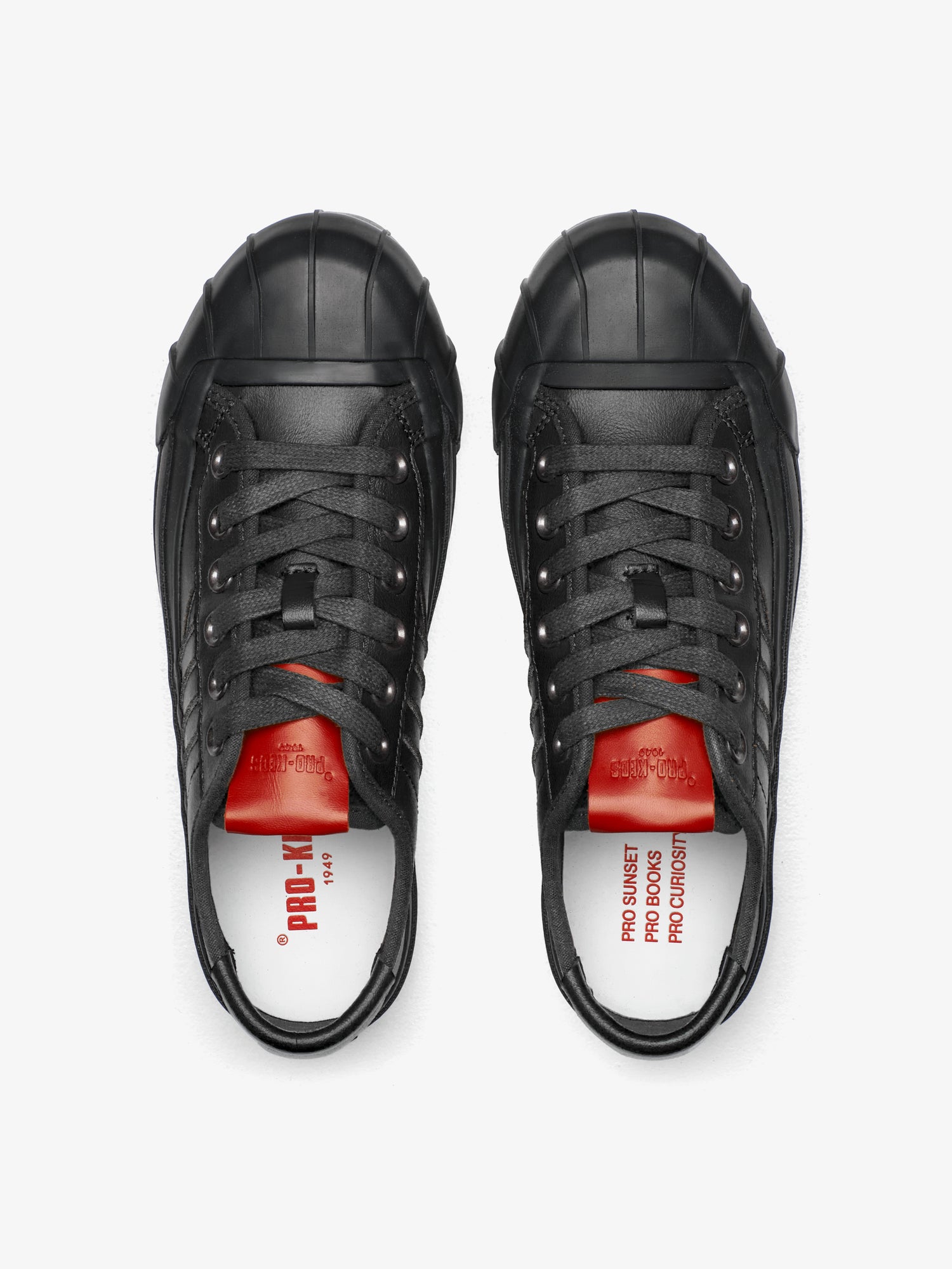 Intrepid in pelle onice nera