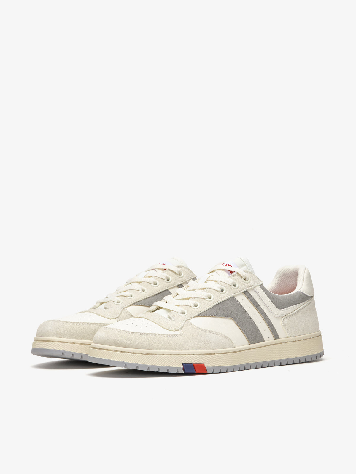 Sneaker da uomo Pro-Keds Sky in suede crema e grigio, vista laterale e frontale