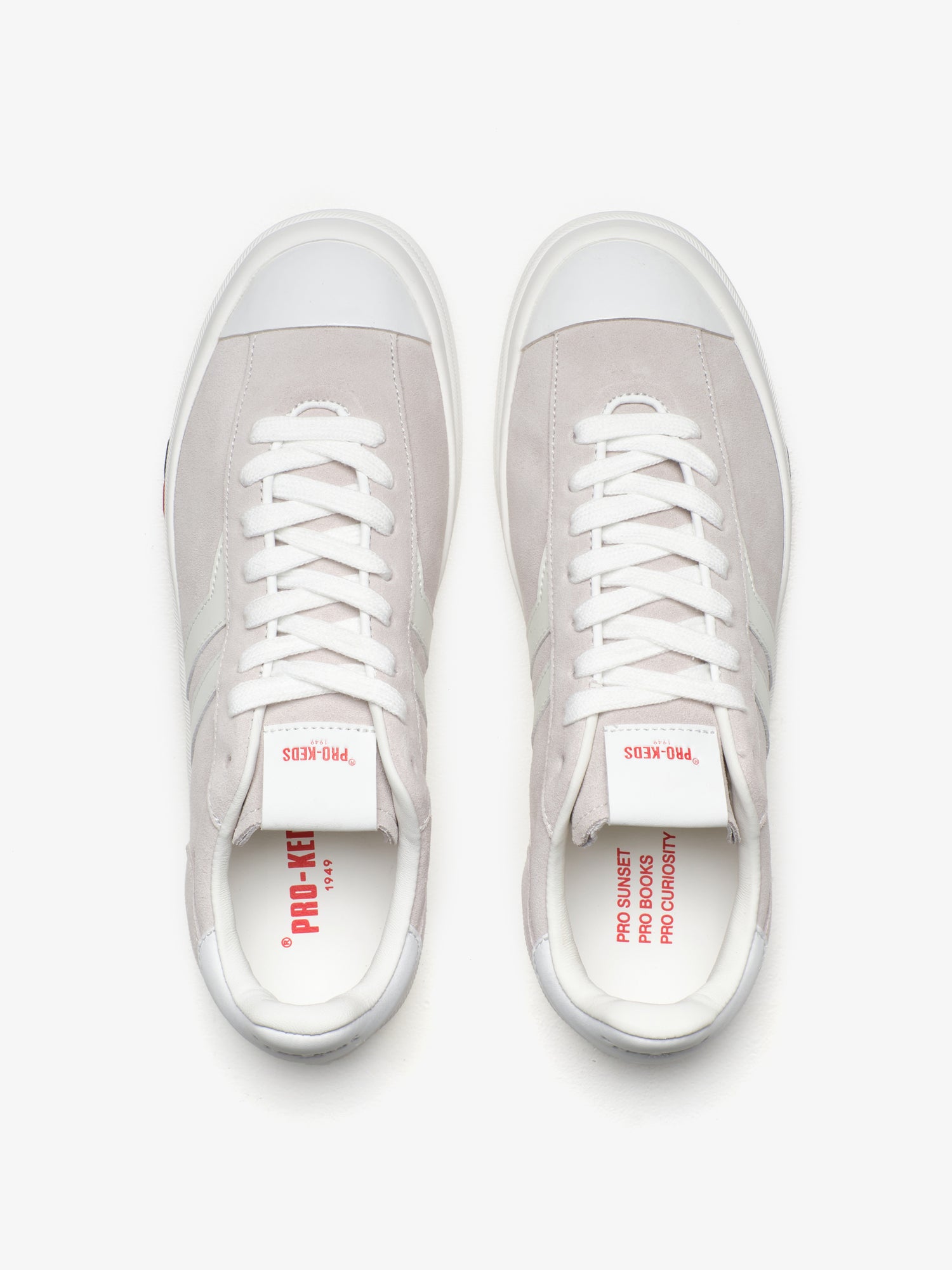 Court Ace in suede grigio cenere