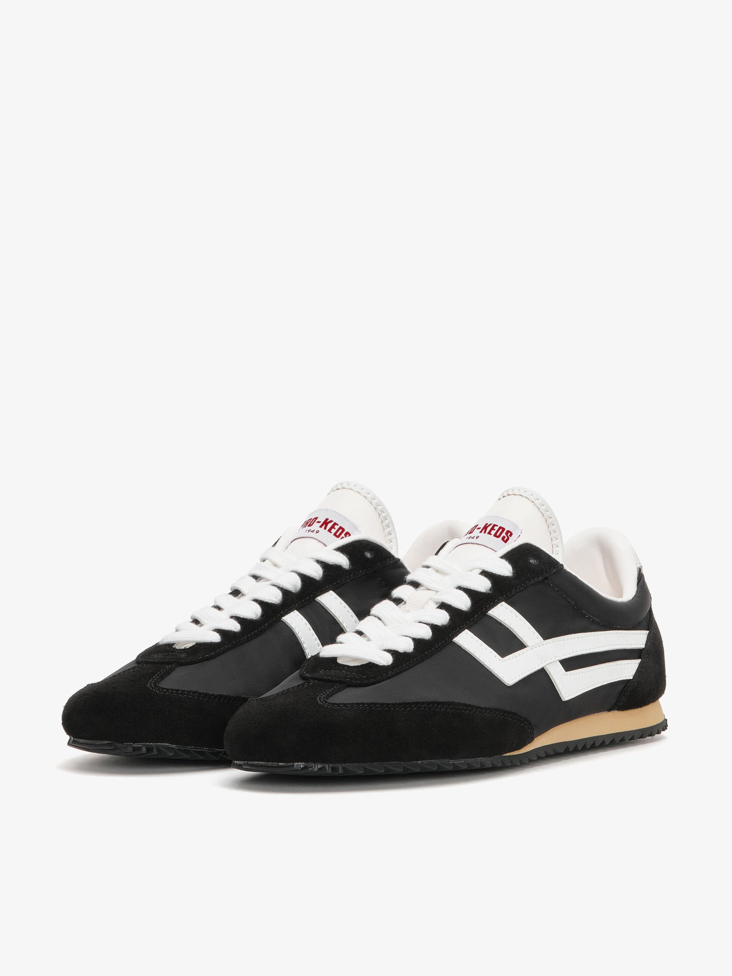 Racer 77 in black and white nylon