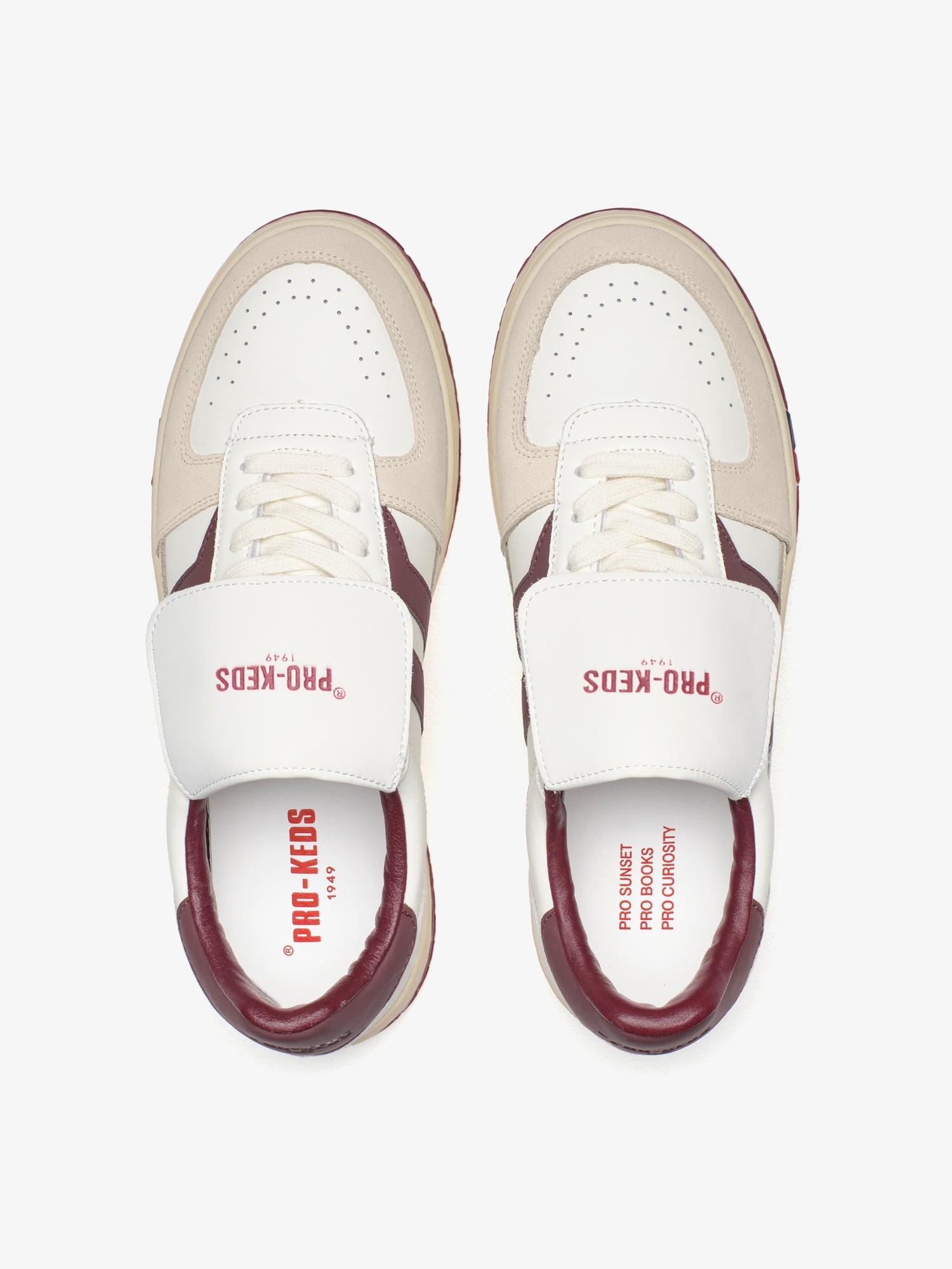 Interno con suola logata delle sneakers Pro-Keds Field King in pelle avorio e bordeaux