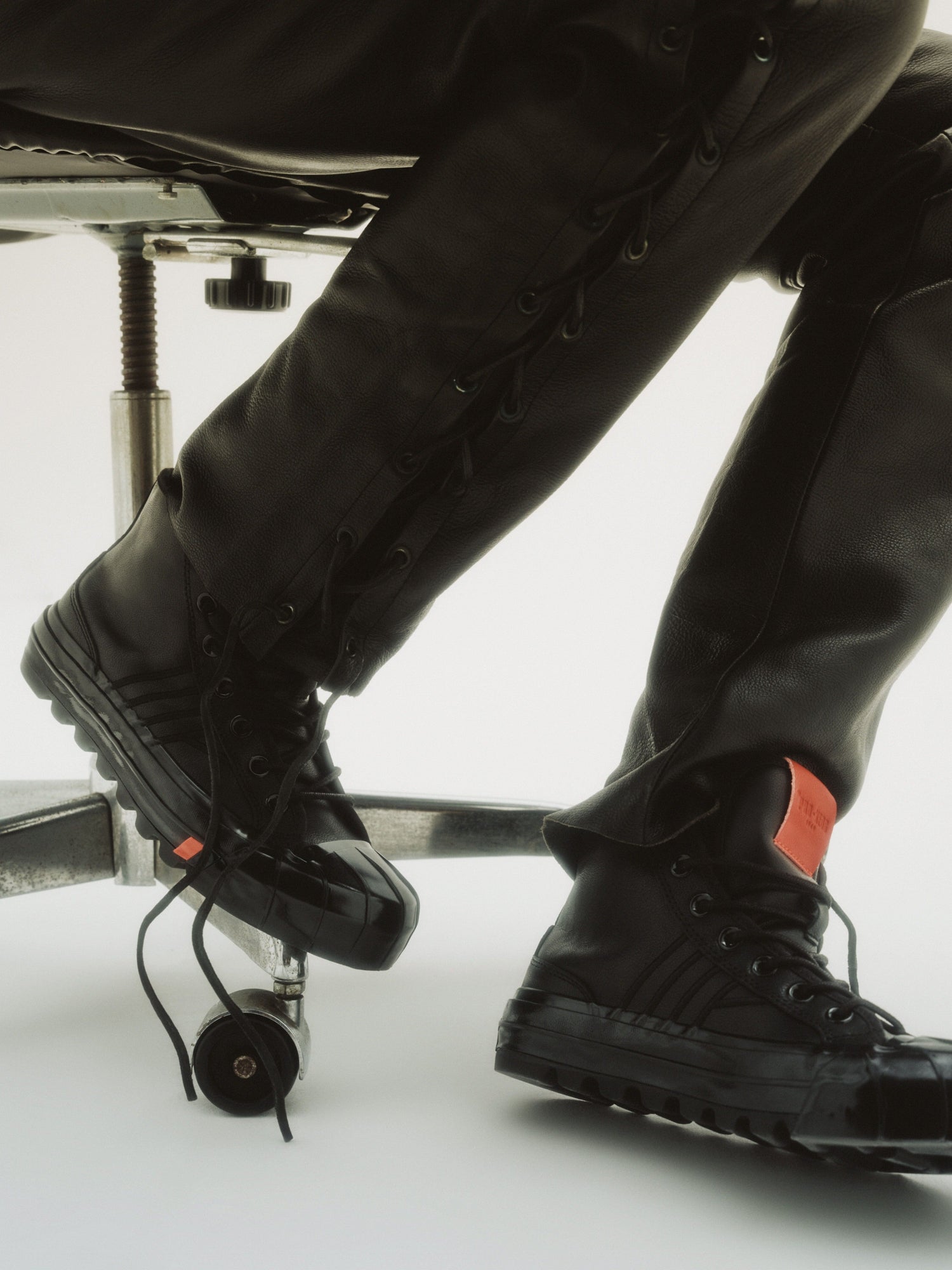 Intrepid High in black onyx leather