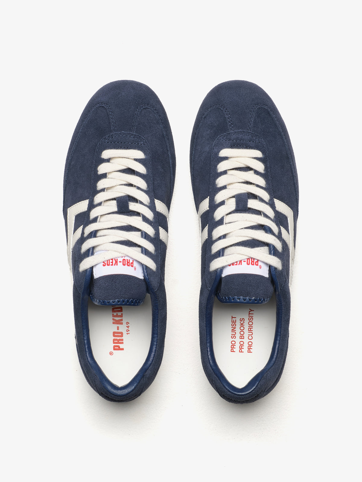 Pro-Keds Racer 77 da uomo, paio di sneaker blu e avorio in suede, vista dall'alto

