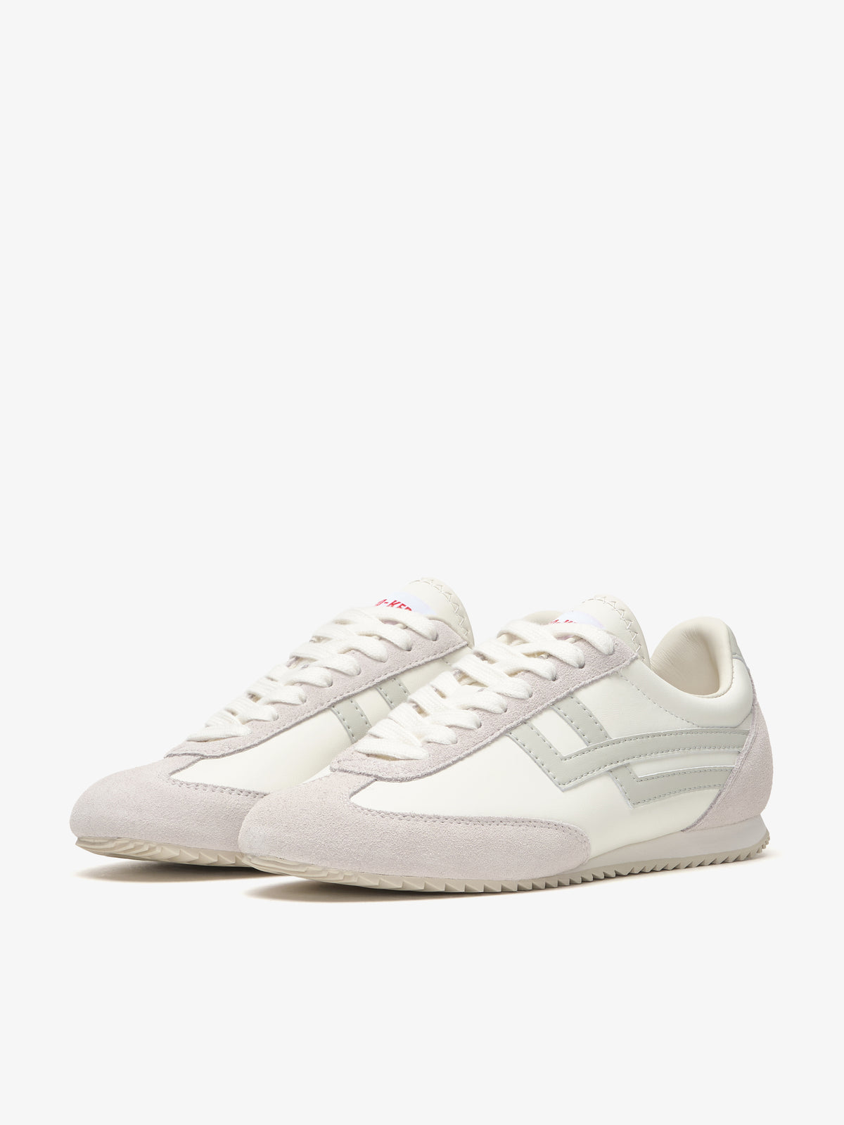 Pro-Keds Racer 77 da donna, paio di sneaker bianche e grigie, vista frontale e laterale