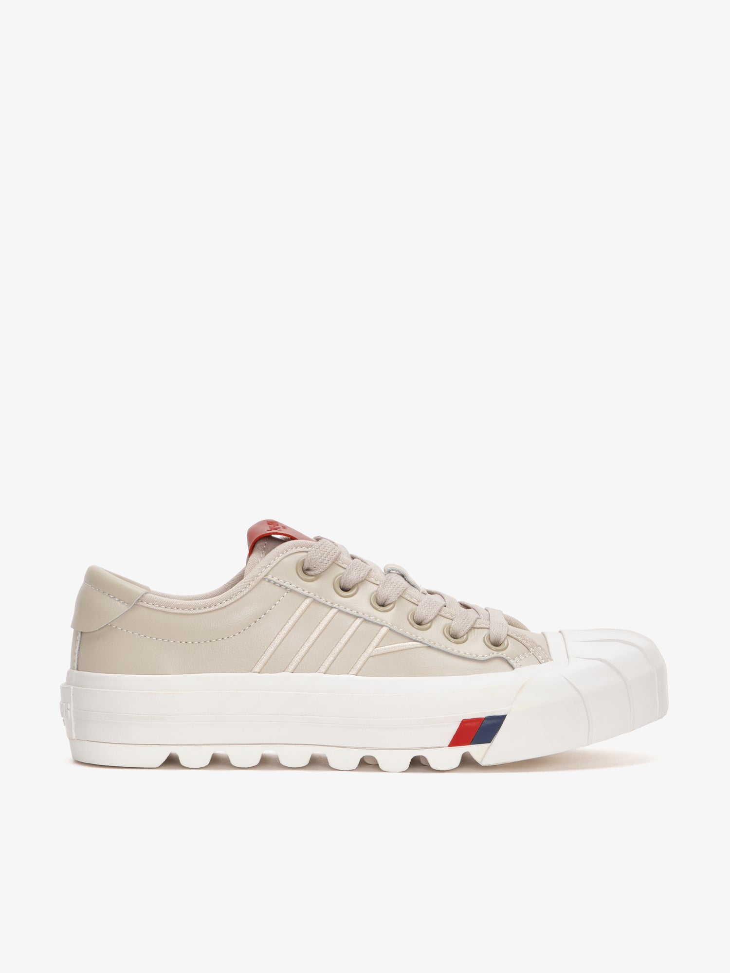 Intrepid in cream leather