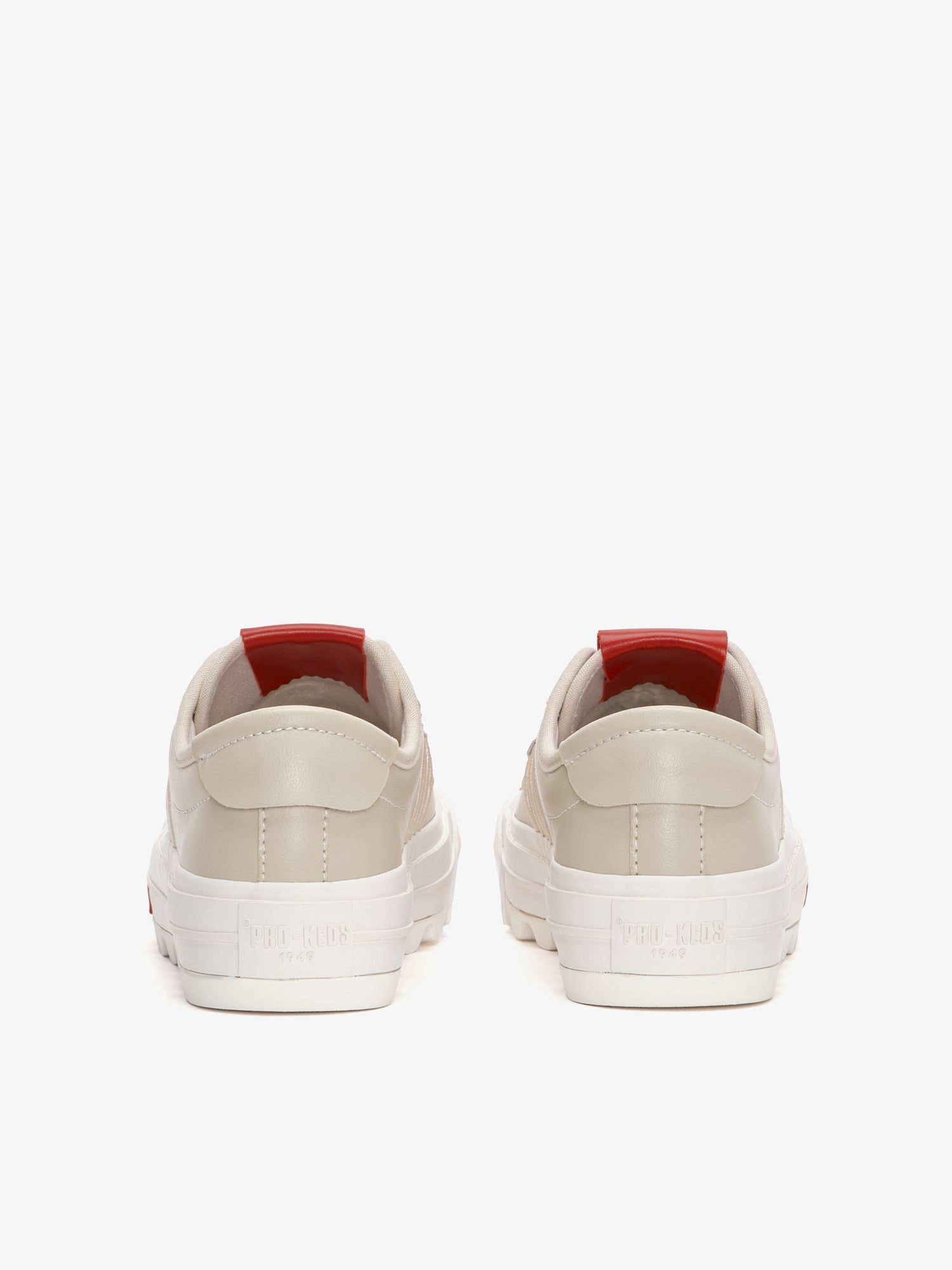 Intrepid in cream leather