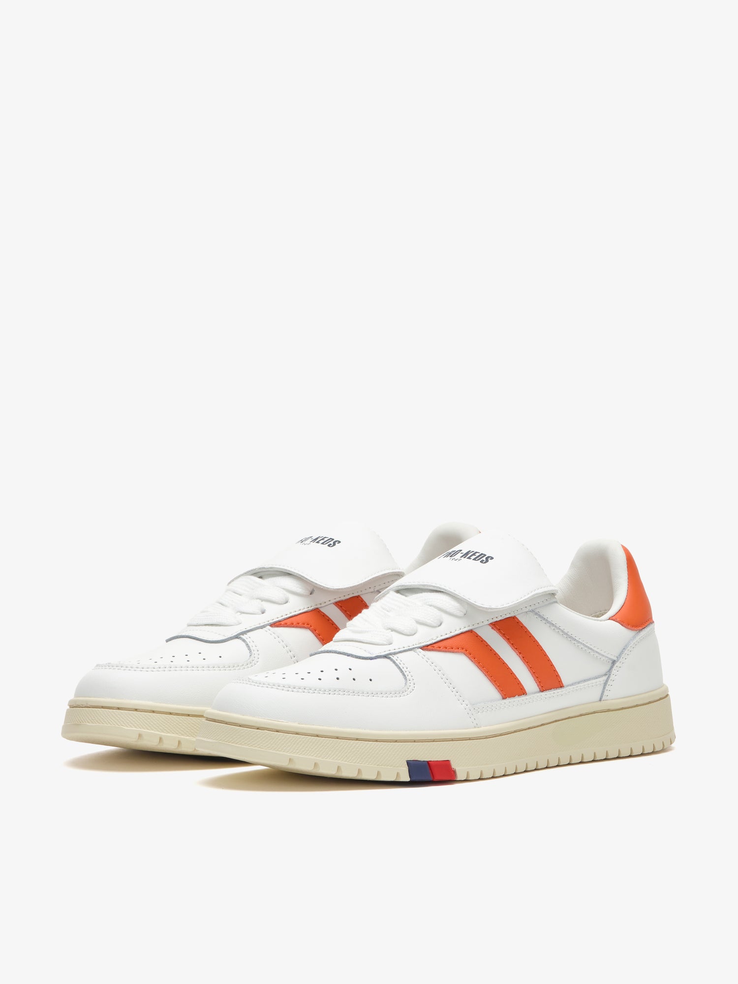 Field King in white leather