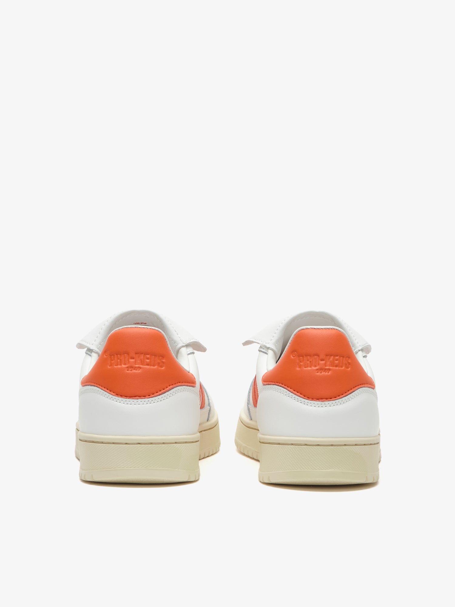 Field King in white leather