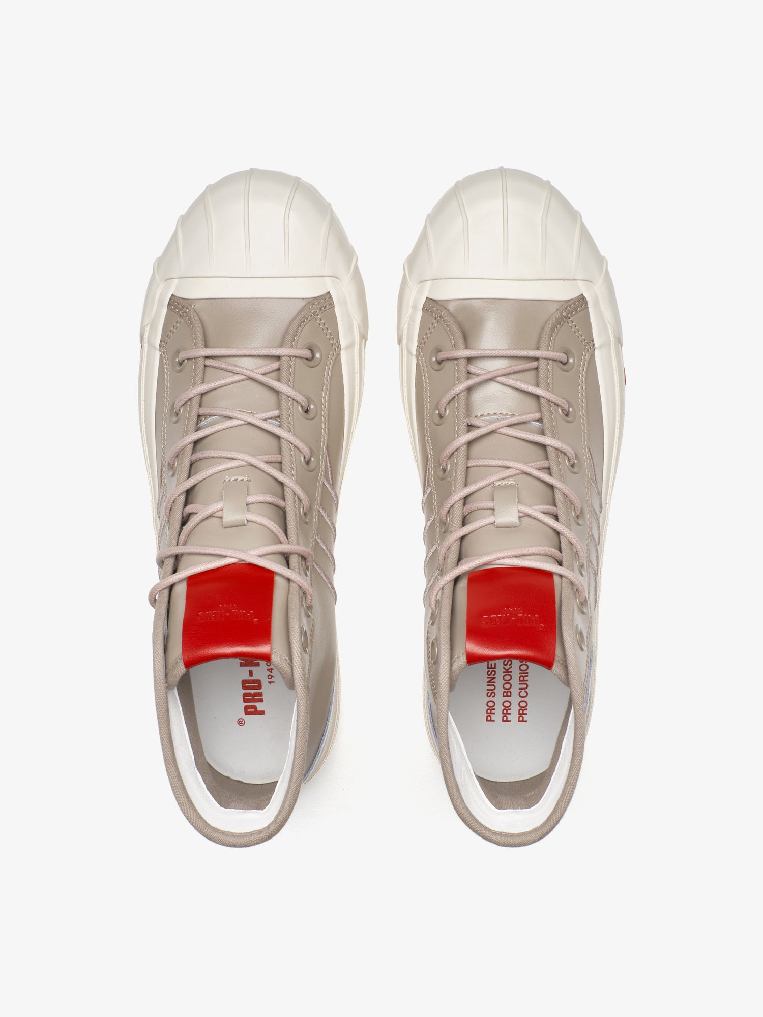 Intrepid High in taupe leather