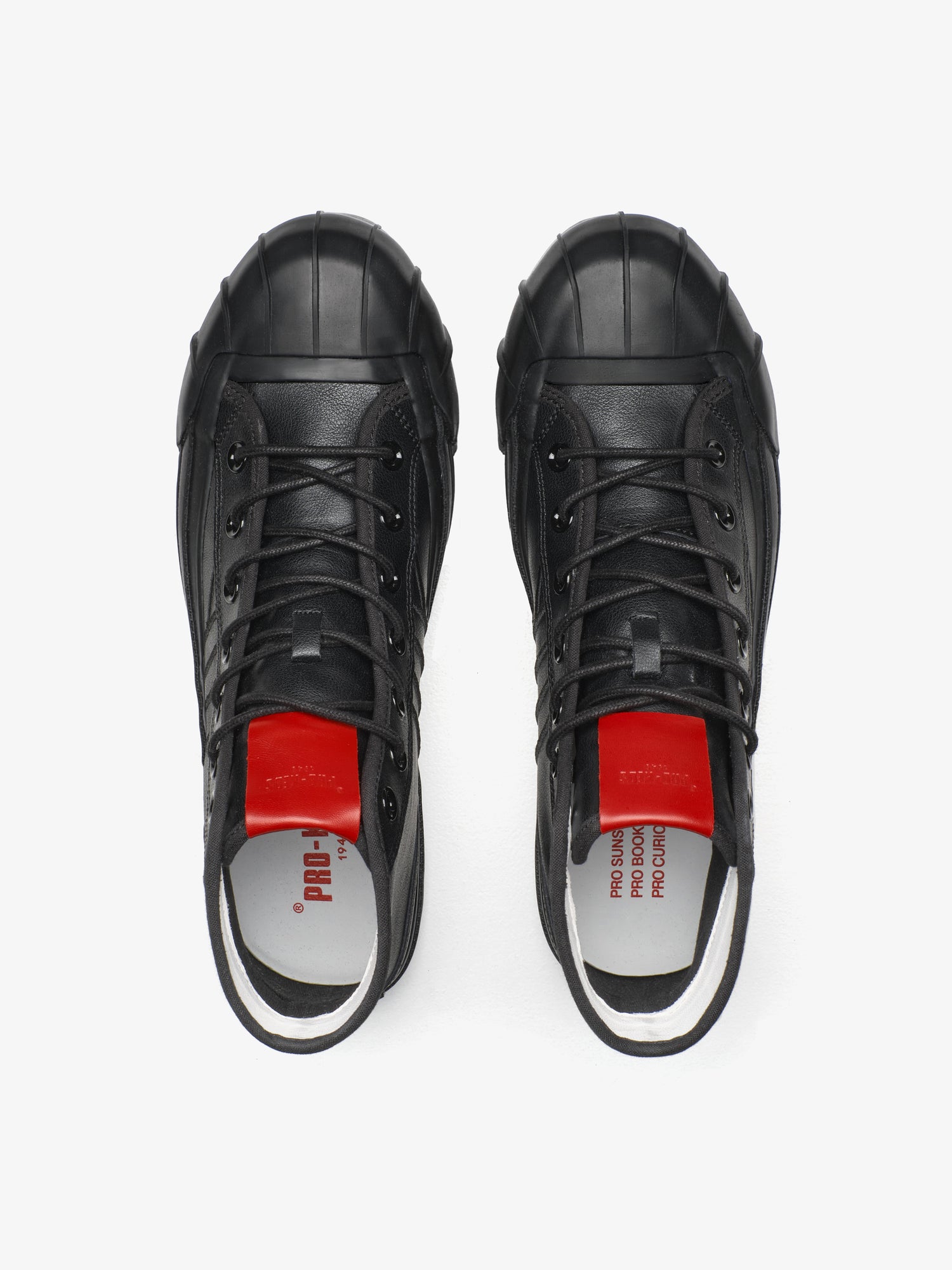 Intrepid High in black onyx leather