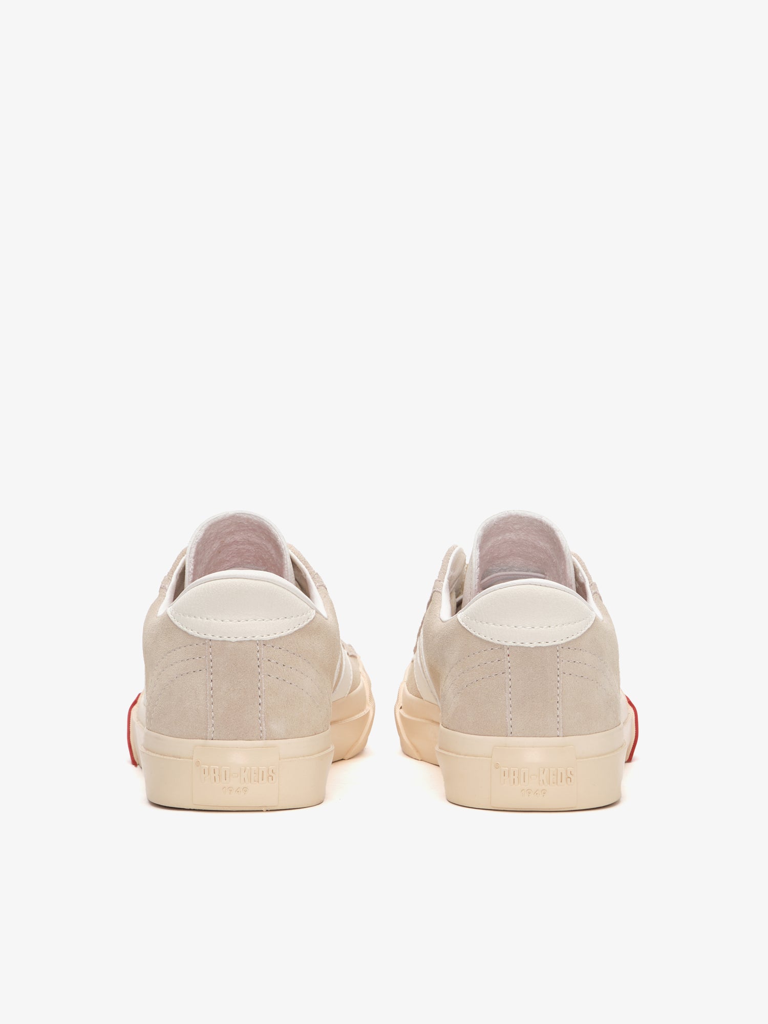 Royal Classic in Suede Crema e Sabbia